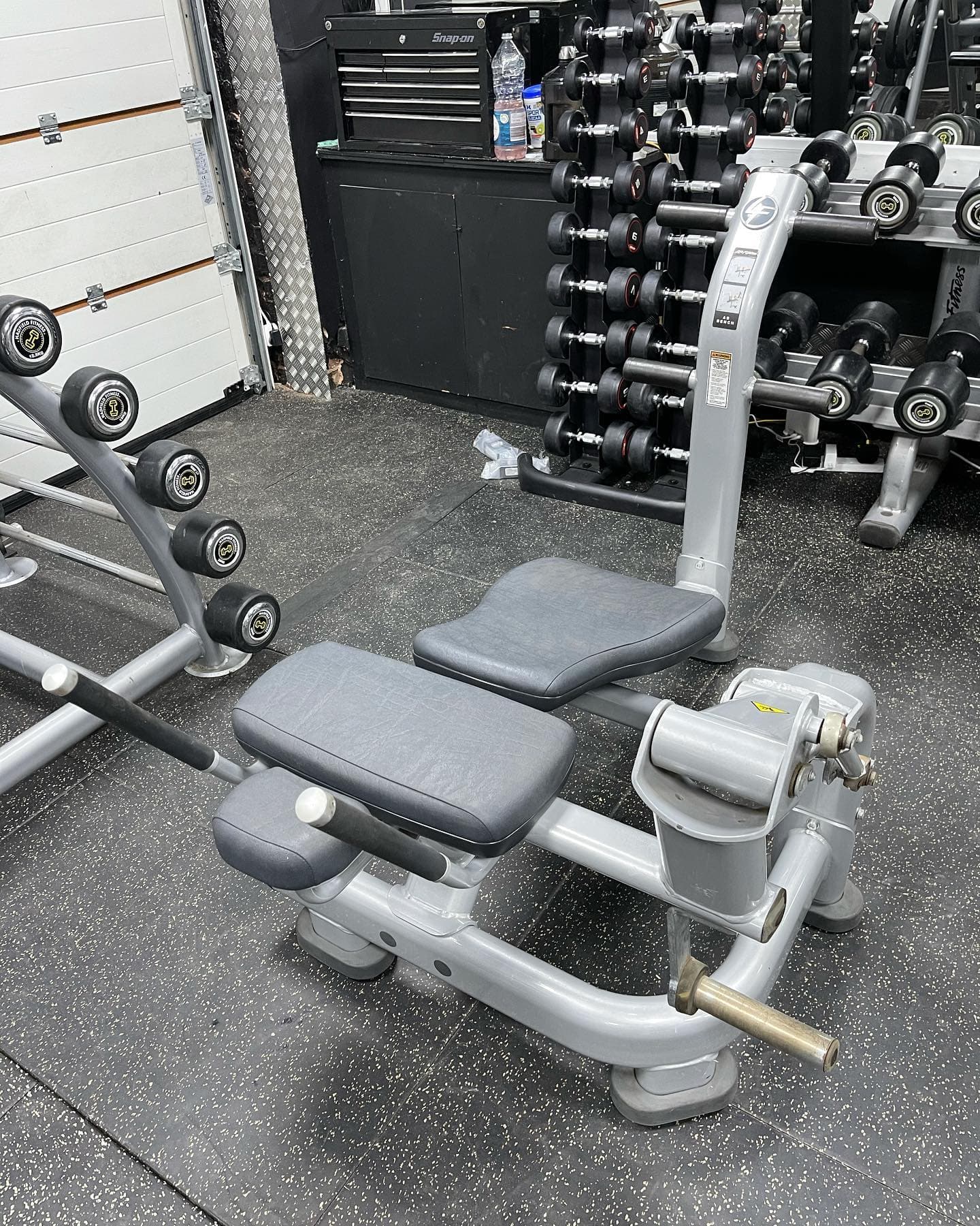 Life Fitness Signature Series Abdominal Crunch Bench by Life Fitness, used strength equipment for sale at TJ Gym Equipment