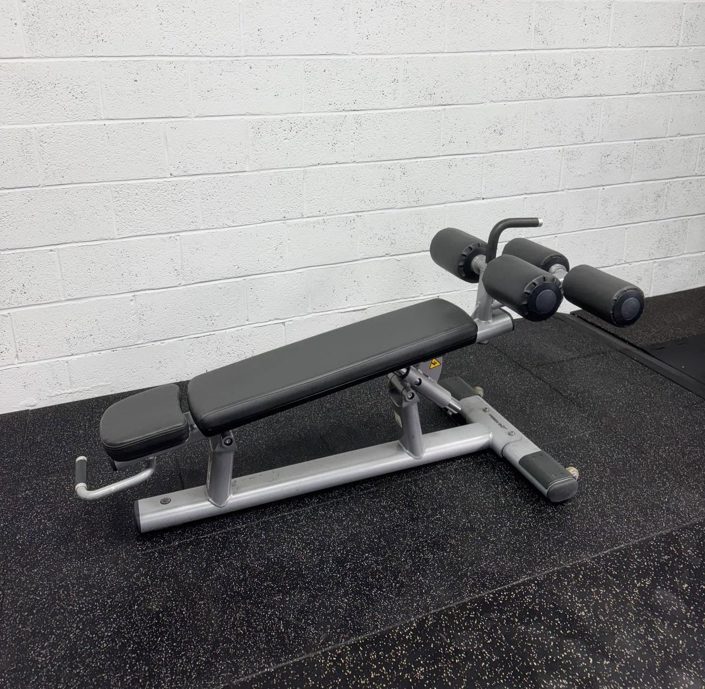 Life Fitness Signature Series Adjustable Bench by Life Fitness, used strength equipment for sale at TJ Gym Equipment